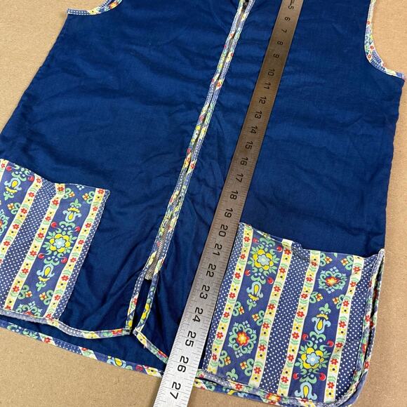 Vintage Handmade Quilt Floral Folk Scandinavian Pattern Vest Fits like Medium - Picture 7 of 8